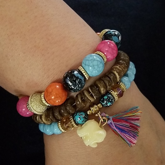 Bracelets & Bangles - Picture 8 of 8